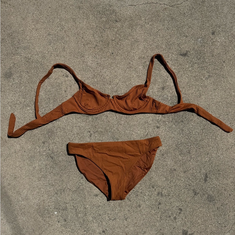 Vitamin A Demi Bikini Set Size Small